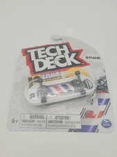 Tech Deck PlanB Skateboards Chrome Logo Fingerboard 96mm Spin Master