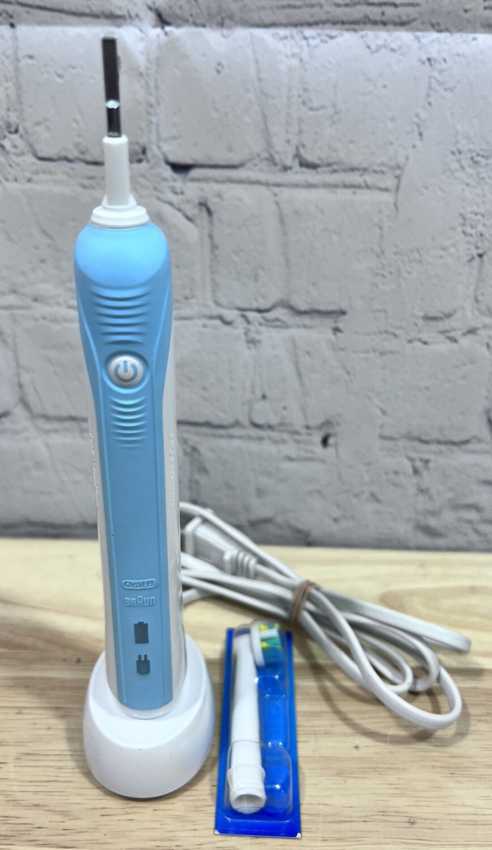 ブラウン オーラル B 電動歯ブラシ Oral-B 3758 ジャンク Oral-B Genius Electric Bluetooth Toothbrush Type 3758 Clean