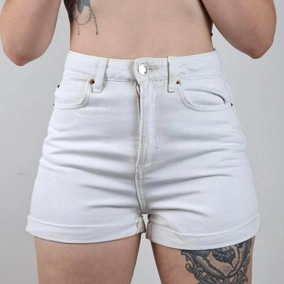 White Denim Shorts High Waisted Size 8 Primark VGC - Image 2 of 4