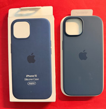 Apple Silikon Case MagSafe iPhone 15 Sturmbla...