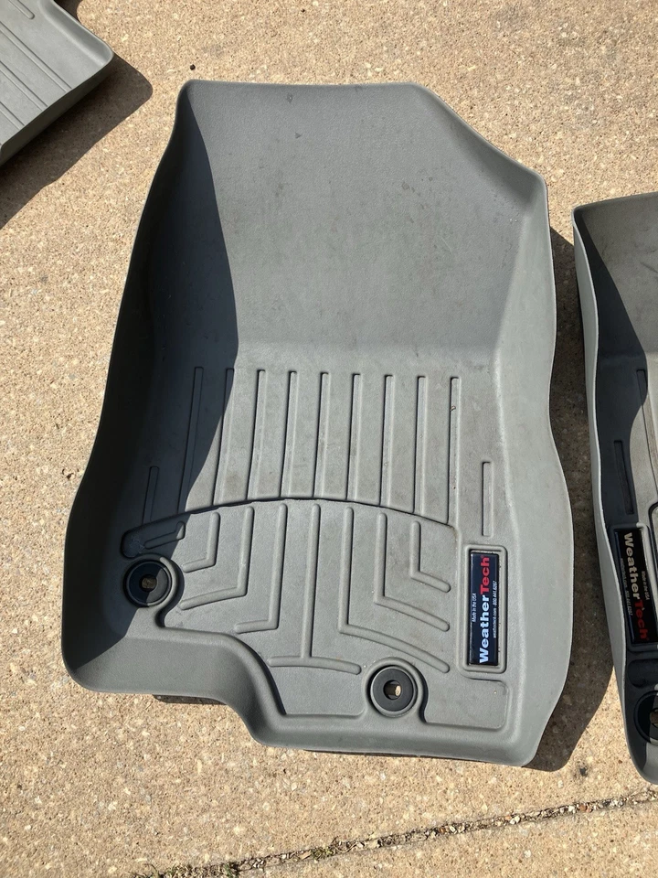 Forros de piso grises Acura RDX 2019-2025 Weathertech. Juego completo con carga +.  Gris ✅✅ Foto 3 de 4