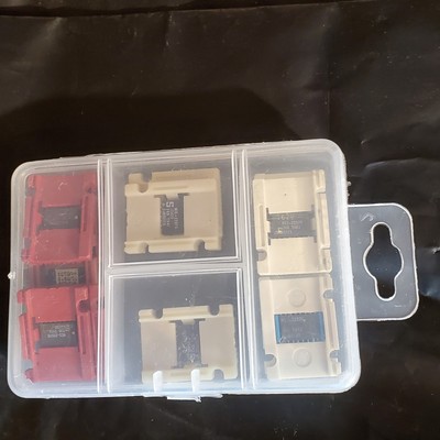 Signetics MIS-22876 Chip  N0S Lot Of 15 See Photo's 