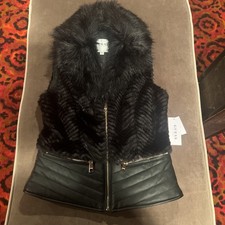 GUESS FAUX FUR AND FAUX LEATHER VEST SIZE SMALL