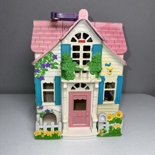 Vintage 2004 Fisher Price Country Cottage Sweet Streets Family Doll House