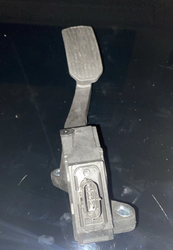  Sensor de posición del pedal del acelerador para Toyota Avalon Camry Matrix 2005-2012  Foto 2 de 3