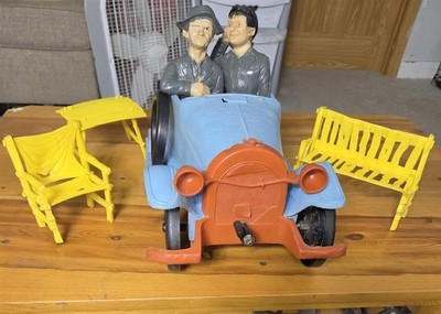 1963 BEVERLY HILLBILLIES WORKING TRUCK FIGURES ACCESSORIES FOR PARTS RESTORATION