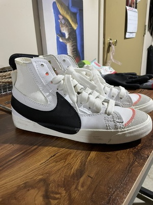#ad Nike Blazer Mid 77 Jumbo Swoosh White Black DD311 100 Men#x27;s Size 10 $55.00