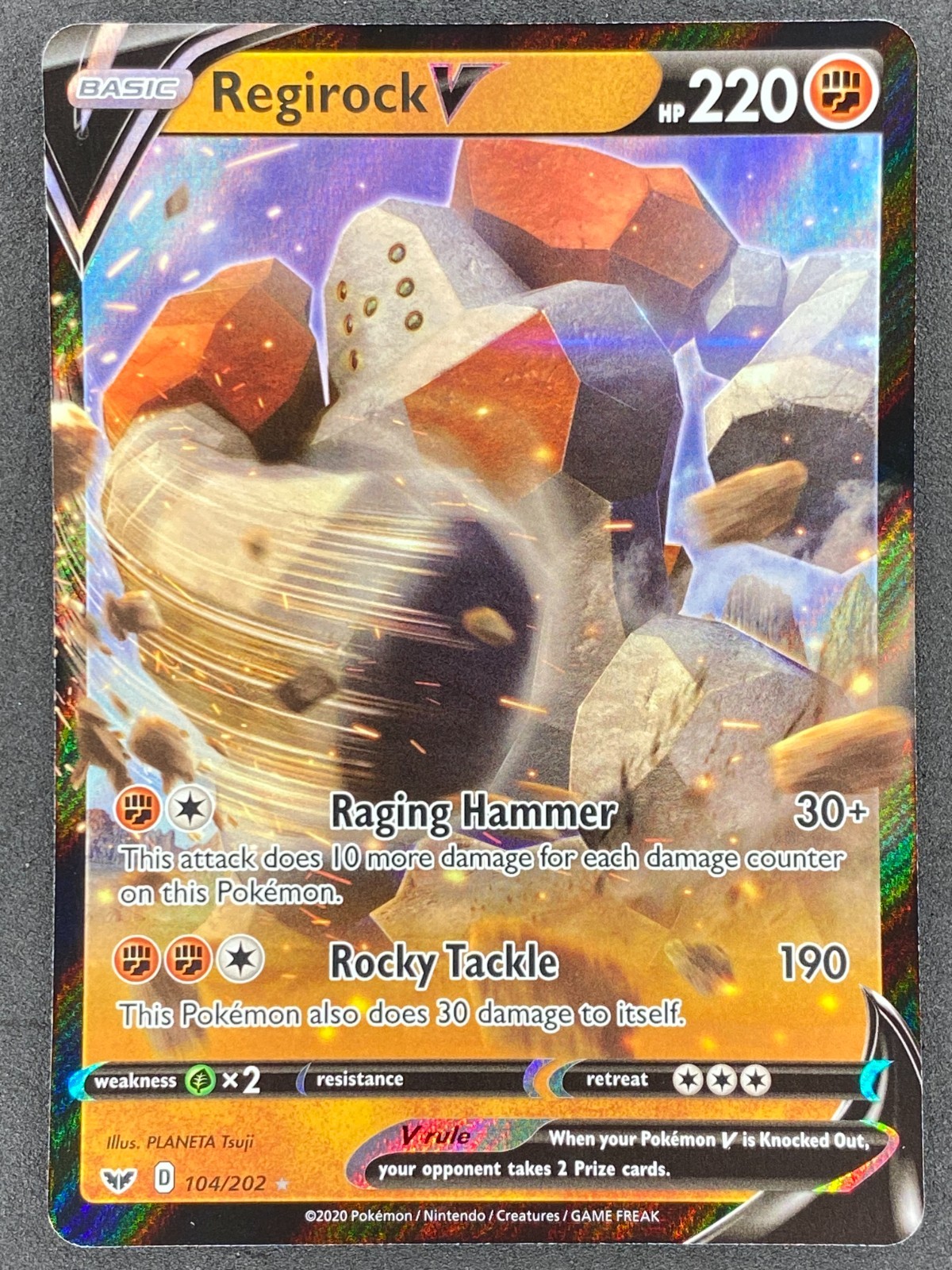 Pokémon Regirock V 104/202 SSH Sword & Shield NM