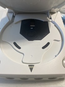 SEGA DREAMCAST GAME CONSOLE W/ Original CD & Instructions IN ORIGINAL BOX!