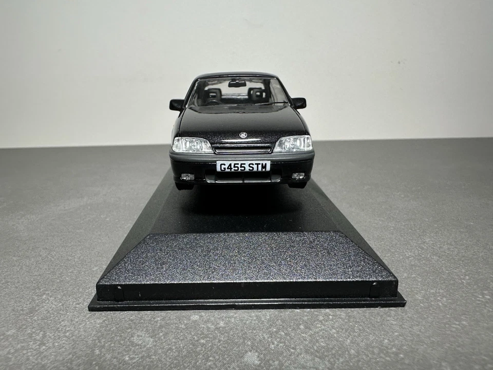 Corgi Vanguards VA14004A Vauxhall Carlton 3000 GSi Starmist Black RHD (UK) - Image 4 of 4