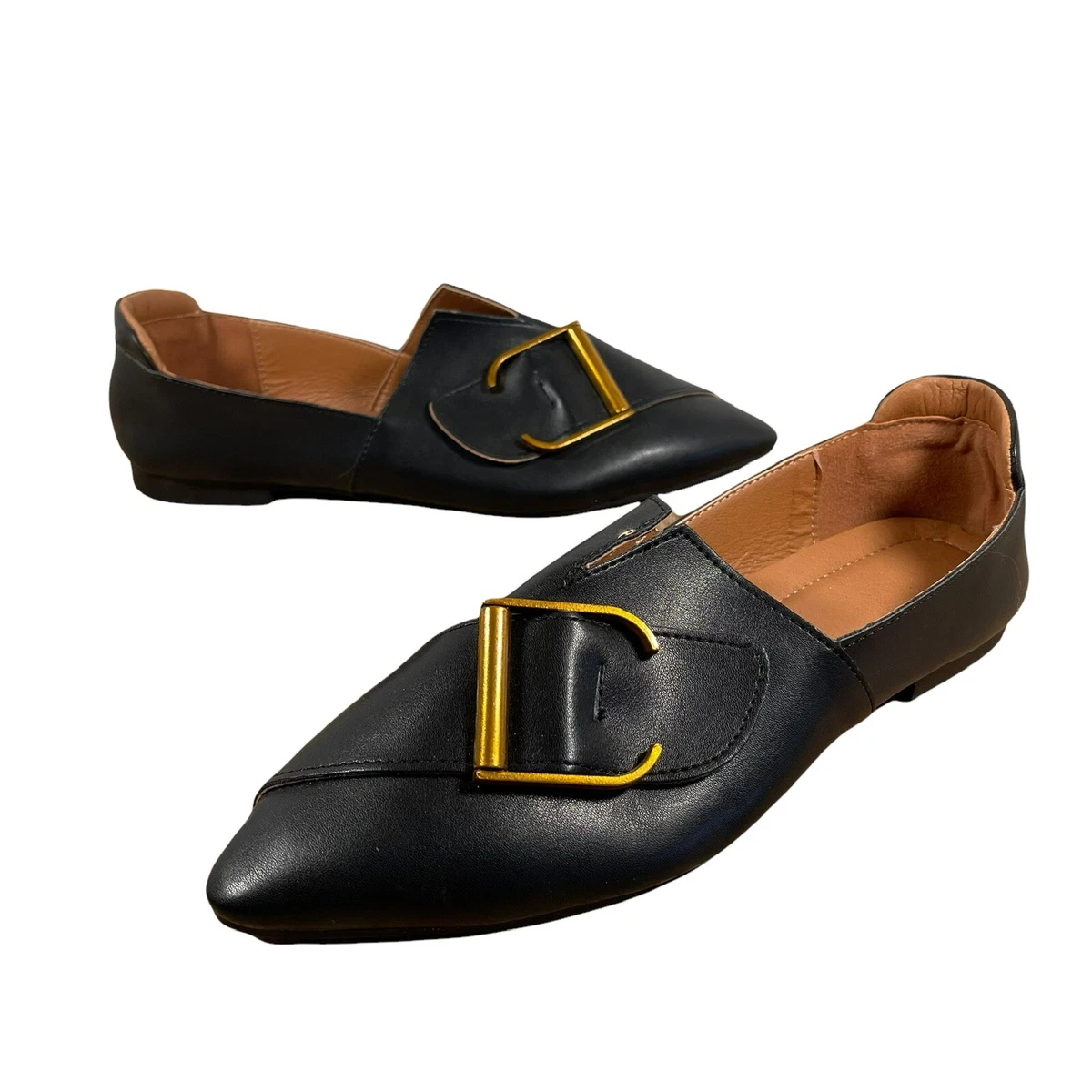 Pointed buckle best sale shoes