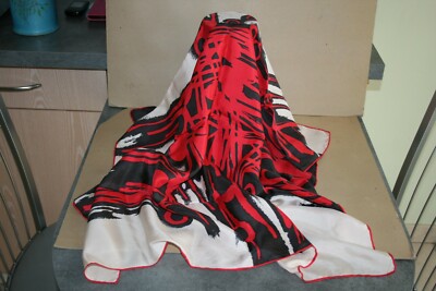 Foulard Carré En Soie Beige Motif Rouge Et Noir - Bandana Occasion - Sans Marque