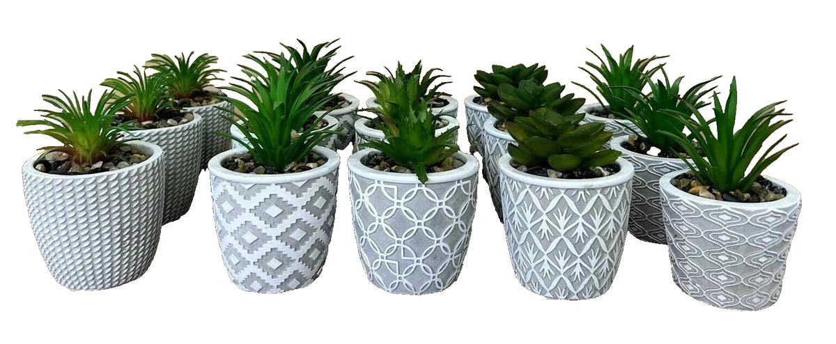 Laelfe 4 Pezzi Mini Piante Artificiali Verdi in Vaso Nero, Piantine Finte Decorative, Pianta Artificiale da Interno per Casa Ufficio Tavolo Stanza Bagno Decorazione Interno