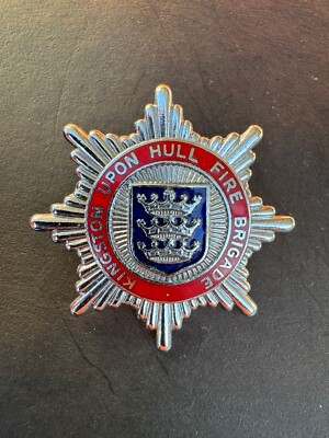 OBSOLETE Kingston Upon Hull Fire Brigade Humberside Enamel Cap Hat Uniform Badge