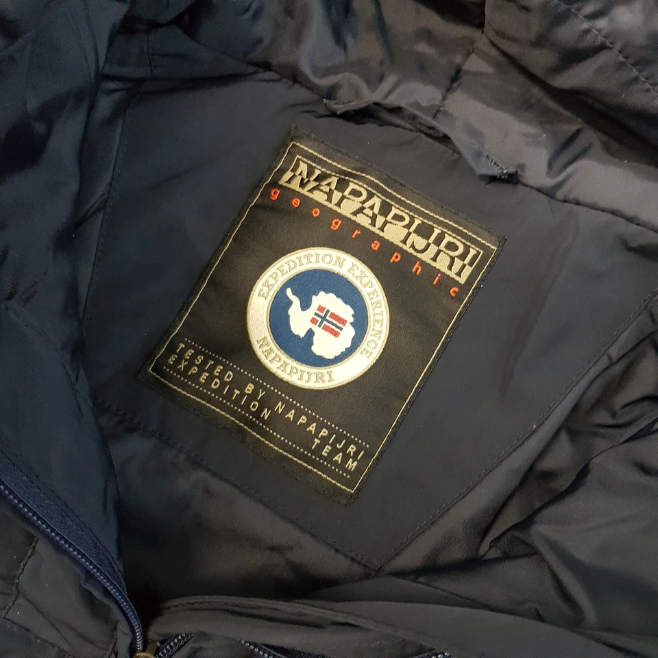 Куртка мужская Napapijri тропический лес большая темно-синяя Taika Anorak зимняя стеганая без застежек - Изображение 4 из 4