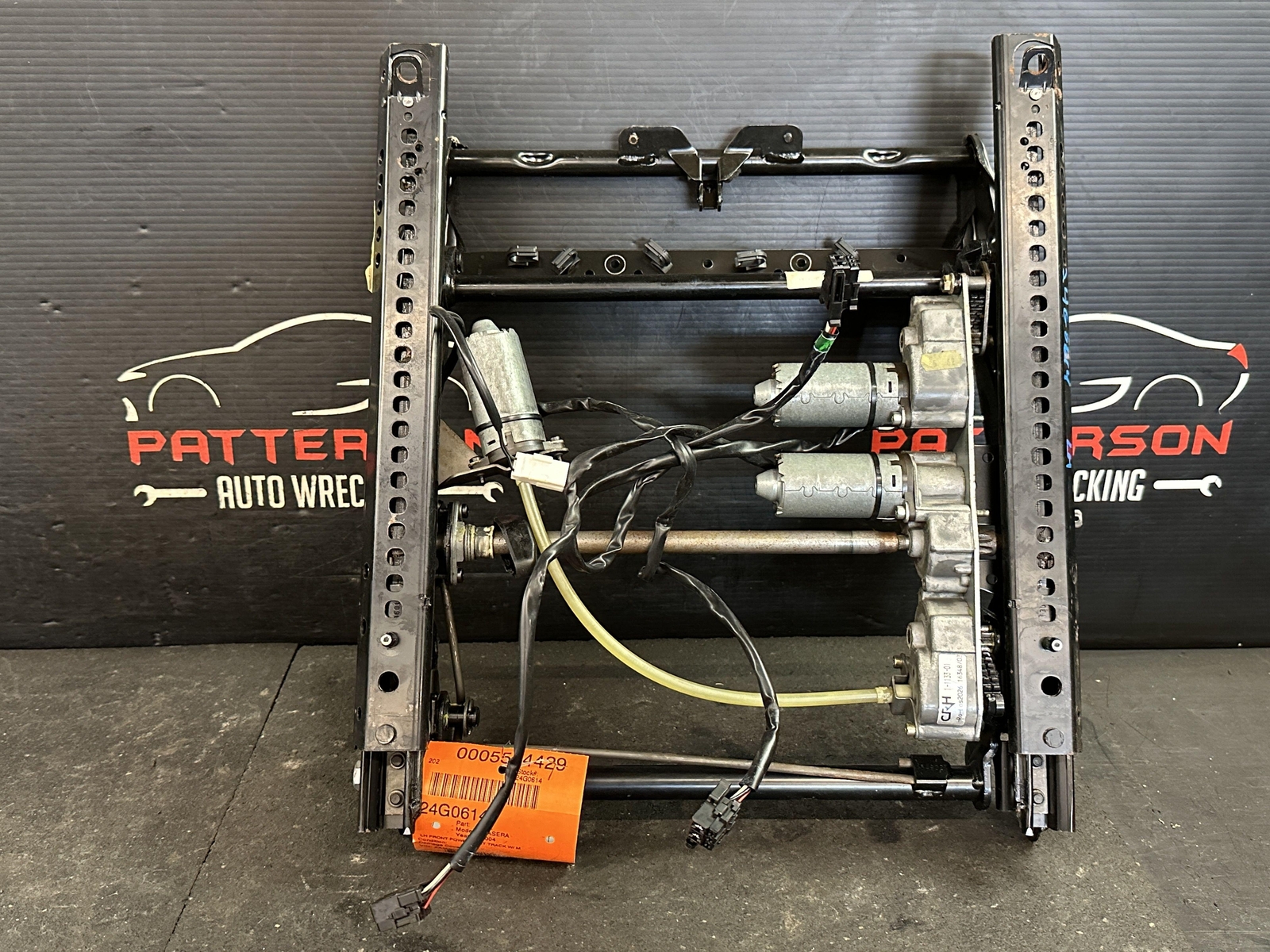 2004 MASERATI COUPE GT FRONT POWER DRIVER LEFT LH SEAT TRACK W/ MOTORS