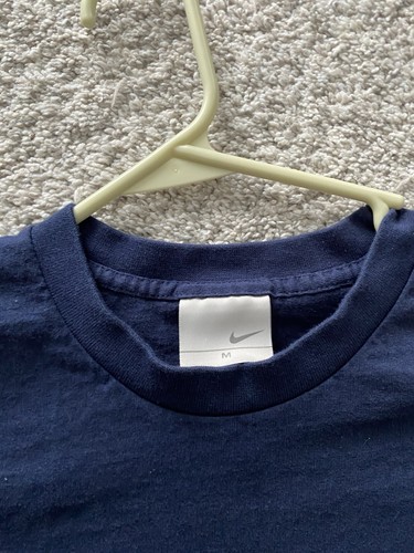 Vtg Nike Mini Swoosh Navy Blue T Shirt White Swoosh 90s Y2K Made in Mexico by Nike, $20.7 - Photo 3