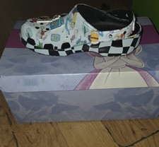 Disney Alice in Wonderland x Crocs Classic Clogs