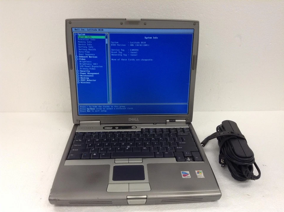 Laptop Dell Latitude D610 Pentium M 1,73 GHz 14" con 1 GB de RAM, DVDRW, adaptador de CA Foto 2 de 4