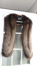 VINTAGE CANADIAN FUR COMPANY FOX FUR SHAWL/WRAP