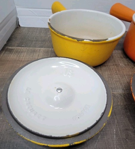 Le Creuset SaucePan Lid Enamel Cast Iron Flame Orange 18" Yellow 16" DISTRESSED - Afbeelding 9 van 17