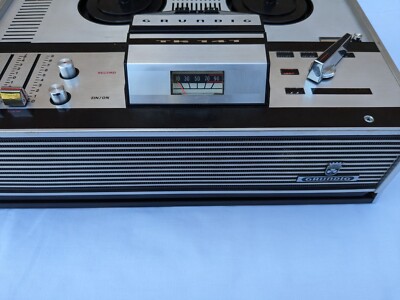 Magnétophone Grundig TK141 Avec Micro G313 - Pour Pièces Ou Réparation