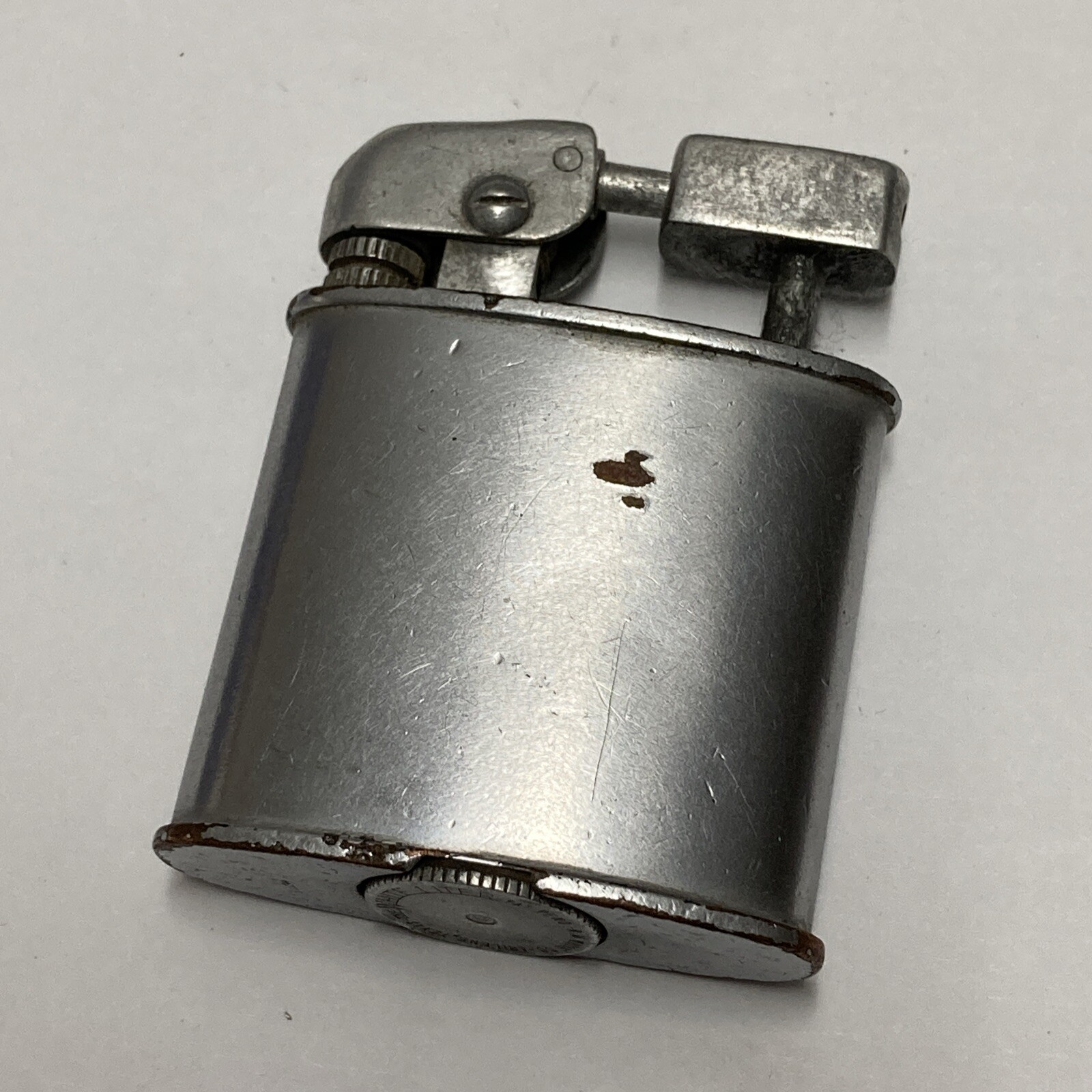 Vintage White Liter Lighter