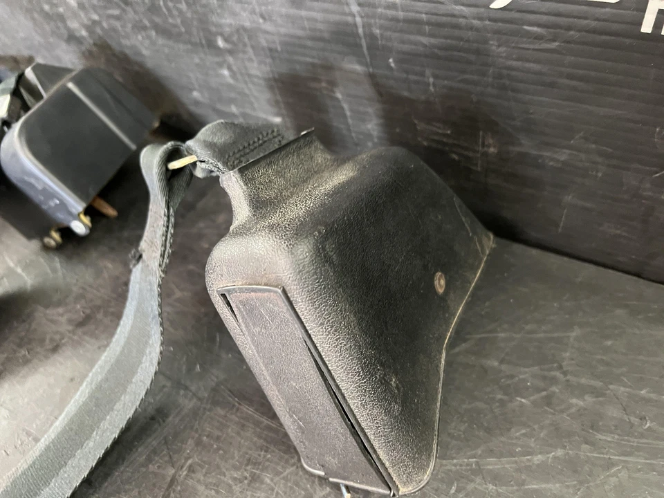 1976 FORD F250 FRONT LEFT & RIGHT SEAT SAFETY BELTS RETRACTORS & RECEIVERS Foto 4 de 4