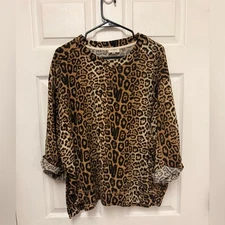 Umgee Cheetah Animal Print Slub Blouse Short Sleeve Small