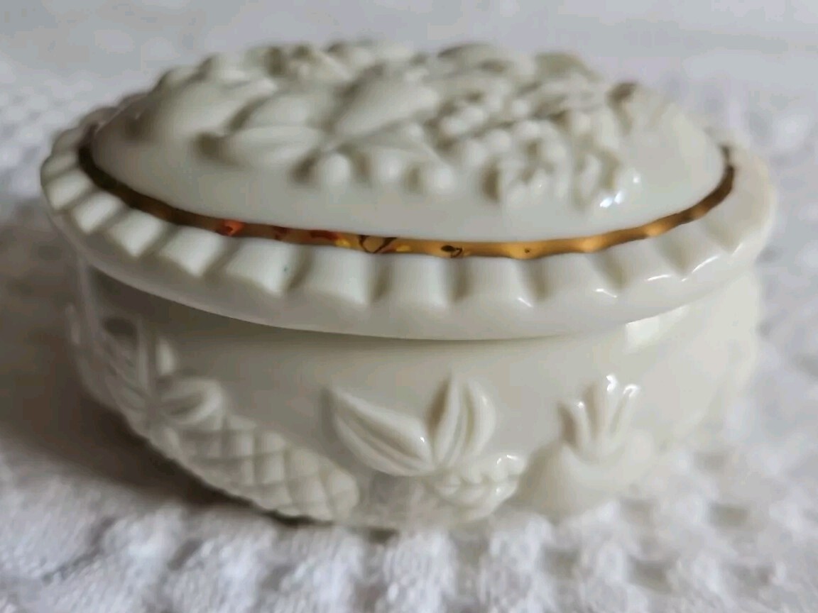 1998 LENOX Fine China Fruits of Life Oval Trinket Box with Gold
