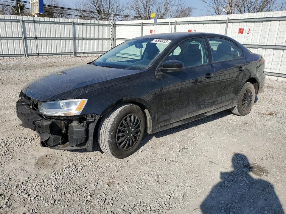 Conjunto de luz trasera izquierda usado se adapta a: Volkswagen Jetta Sdn 2014 exc. barrio ciudad Foto 2 de 4