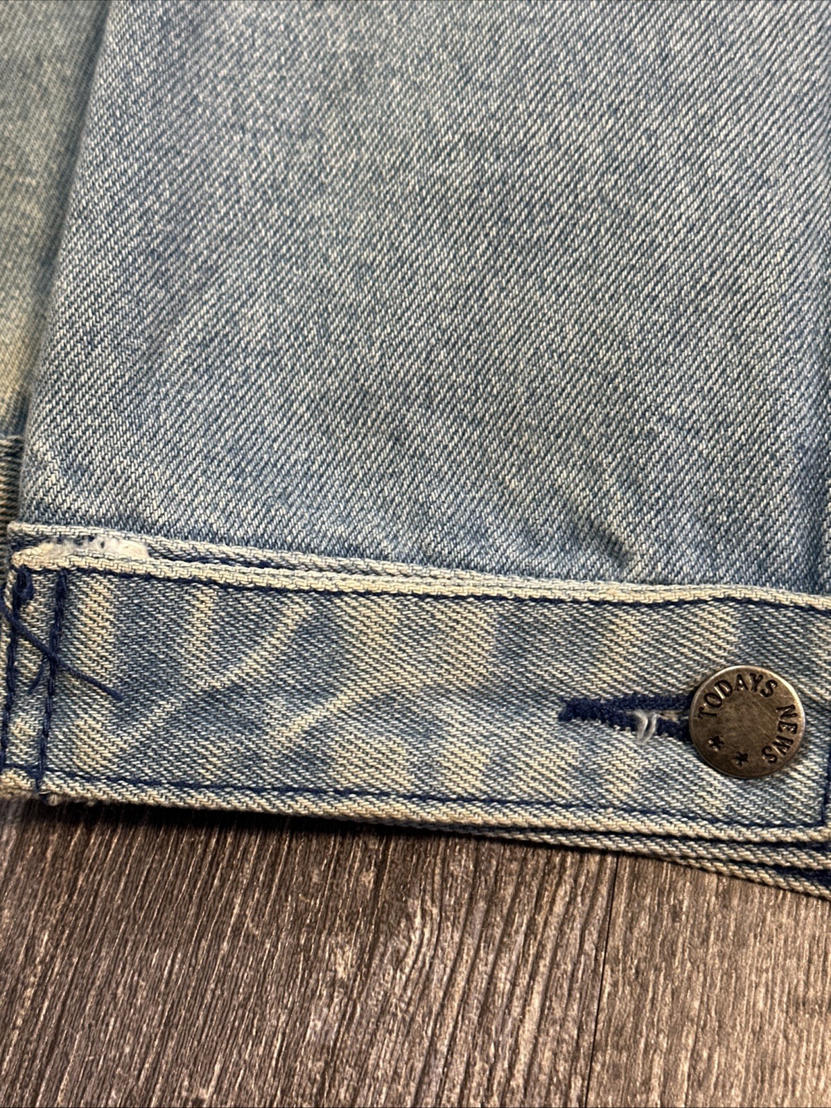 Custom Def Leppard Patch Denim Jacket Medium - image 5