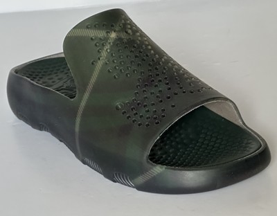 Burberry Mens Stingray Rubber Jungle IP Check Sandals 14 US  display picture 1