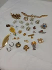 Vintage Costume Jewelry Lot Over 20 Pieces