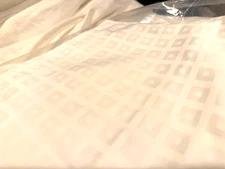 FRETTE Claudia 300CT Sateen Set of 2 Queen Pillowcases White Checker Box