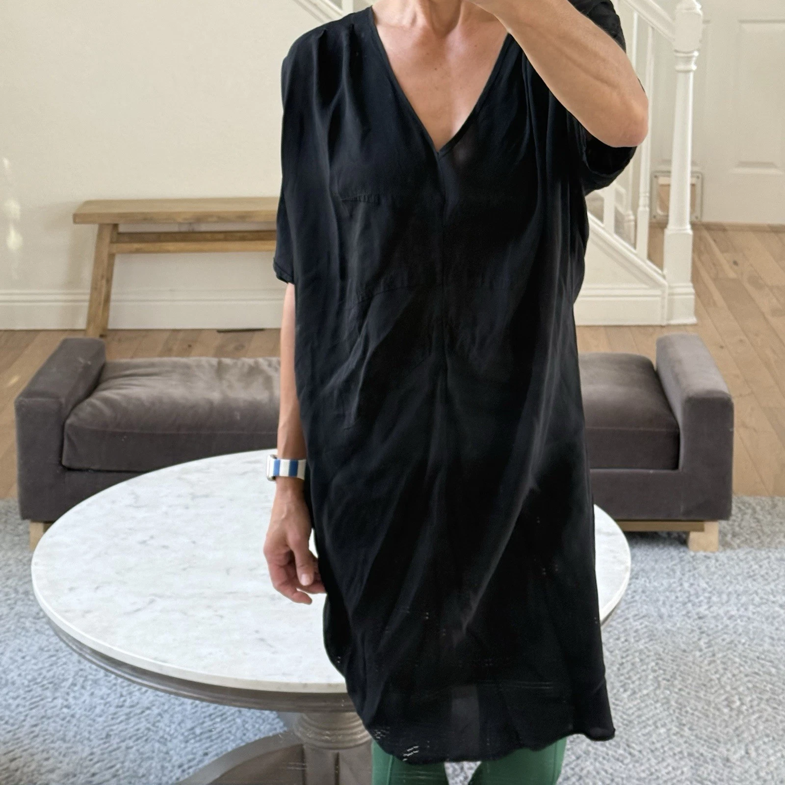 Abito donna ACNE Studios manica corta scollo a V a strati nero taglia 36