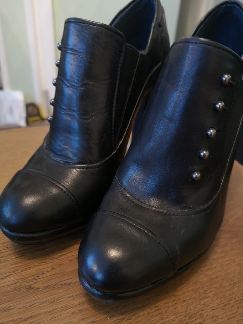 marks spencer boots sale