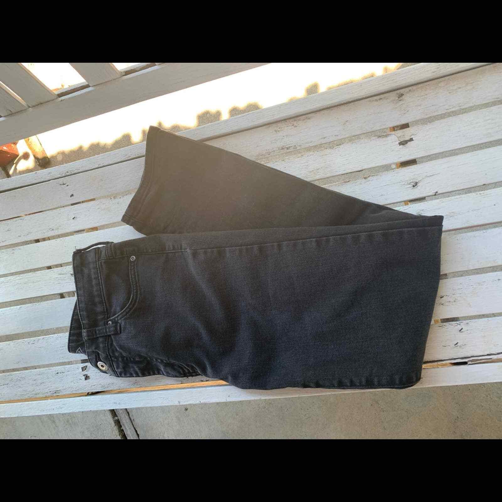 Picture 5 of 6