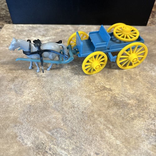 Vintage MARX WESTERN PLAYSET BLUE PLASTIC BUCKBOARD WAGON Rifleman Roy