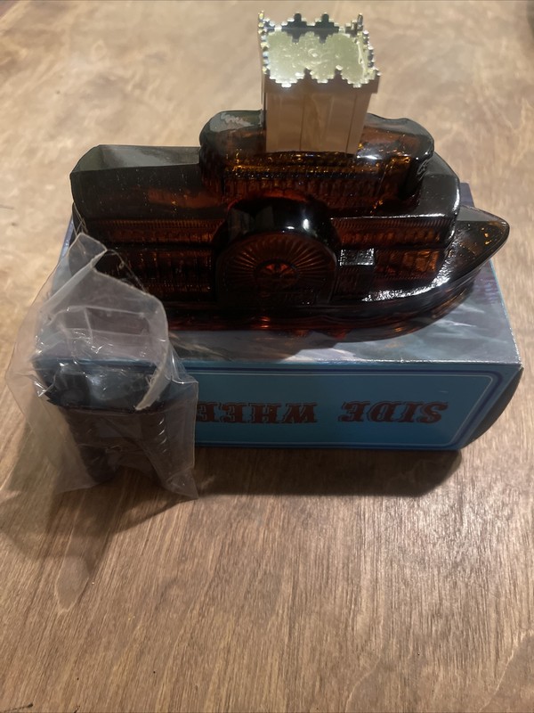 Avon Side Wheeler River Boat 5oz Spicy After Shave Bottle Decanter FULL