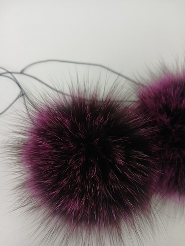 Pelzbommel Set Echtfell Blaufuchs 2 Stück Accessoires Geschenkidee - Bild 3 von 4
