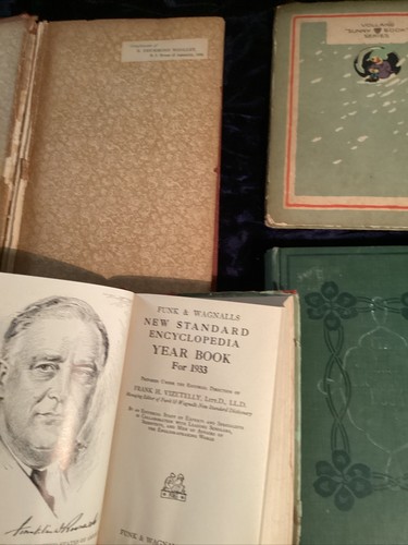 Lot of 4 Antique Books -1897-1933 - Picture 7 of 11