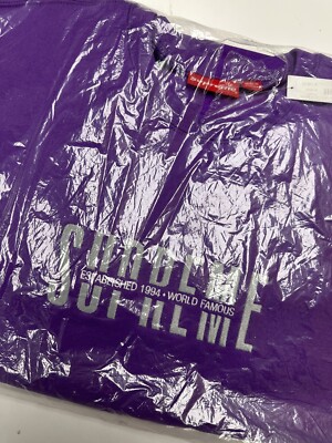 Supreme World Famous Crewneck Violet XL FW18 Authentic Logo NEW