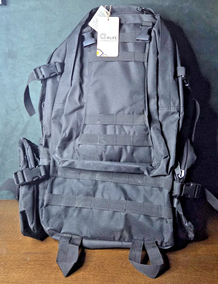 Vlife Travel Backpack Black Polyester Zip Closure Men’s Bag –New w/Imperfections