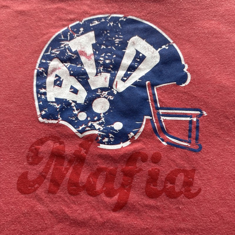 Buffalo Bills Mafia T-Shirt Men’s XL Home Distressed Helmet Graphic Red