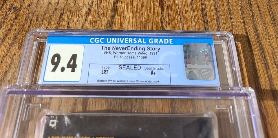 The NeverEnding Story CGC 9.4 Graded Seal Grade A+ VHS Warner Home Video 1991 Foto 2 de 4