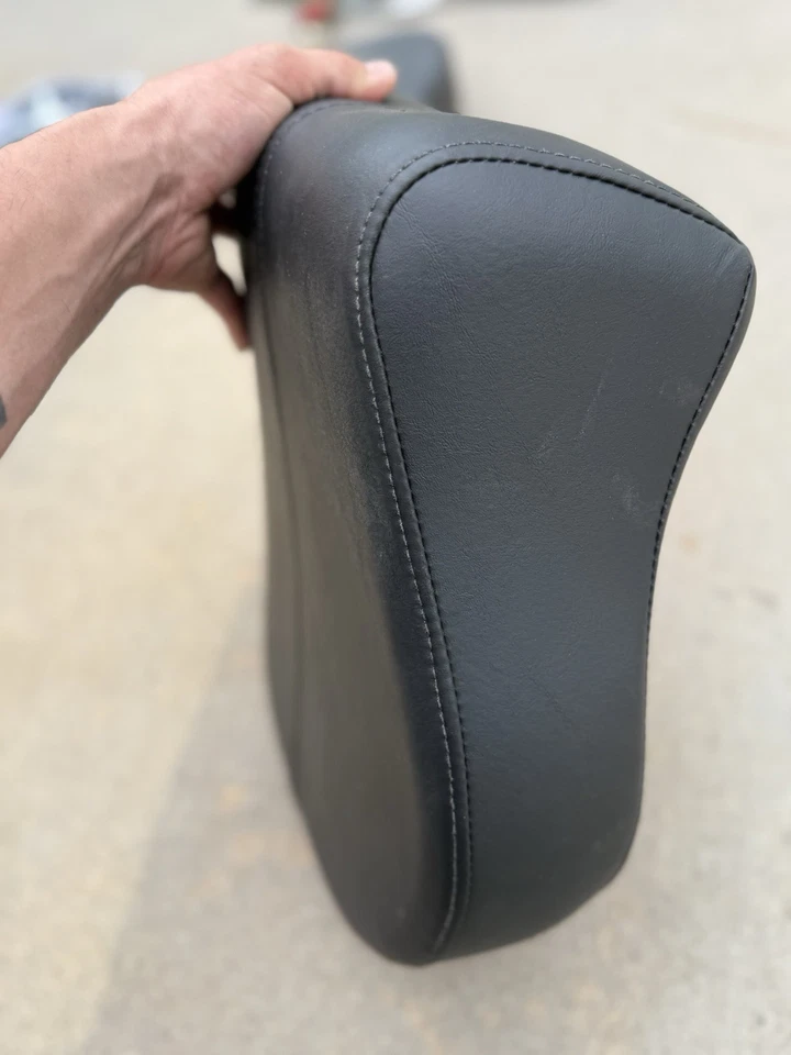 Harley-Davidson Softail Seat 2000-2016 Foto 3 de 4