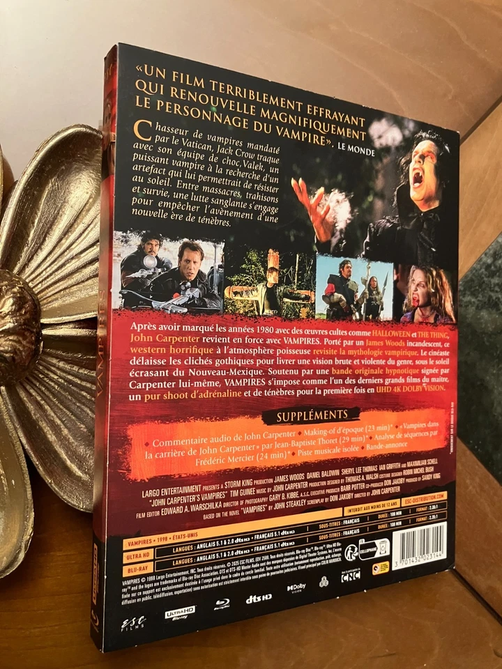 Vampires 4K Ultra HD + Blu-ray - Édition limitée. - Photo 4/4
