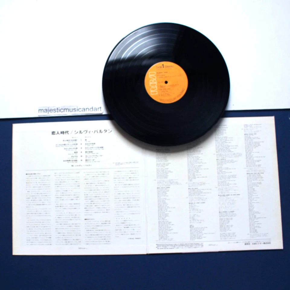 BEAUTIFUL COVER SYLVIE VARTAN 1971 ORIGINAL VINYL LP +BOOK YEH YEH CHANSON NM - Image 3 of 4