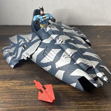 RARE VTG 1994 BATMAN ANIMATED TRIPLE ATTACK JET KENNER With Matching Figurine